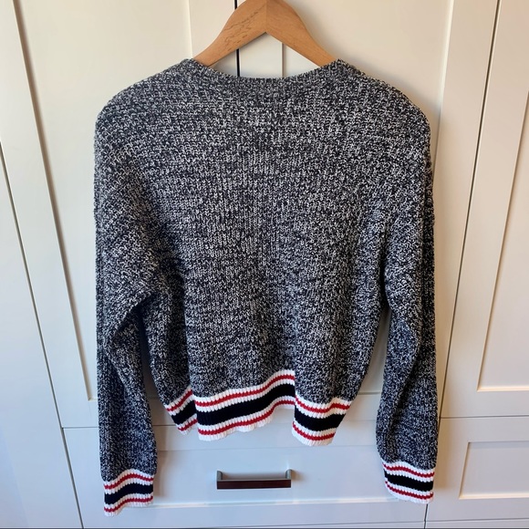 Ardene Cabin Sweater - Picture 2 of 6